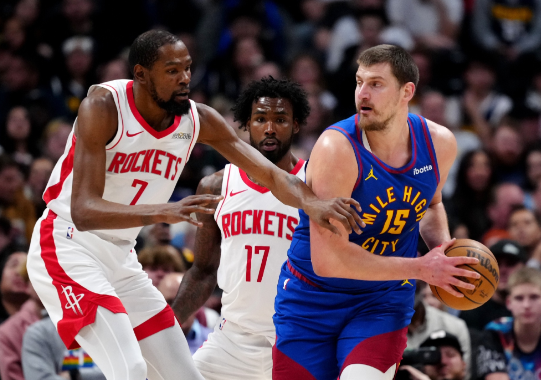 星空体育官网-3胜8负，无奈净输86分！坐拥超级阵容却人见人欺，还不如趁早散伙